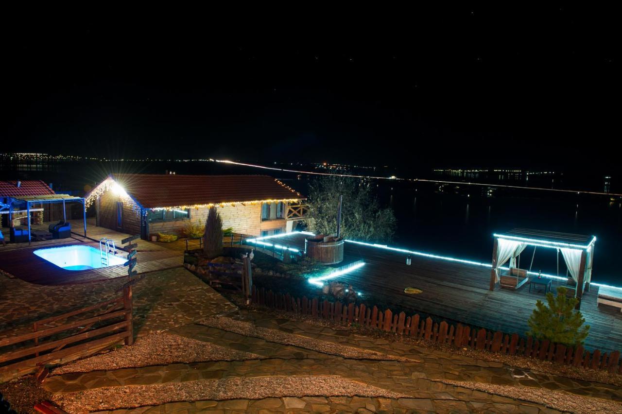 Chervona Kalyna Cottage Одеса Екстериор снимка