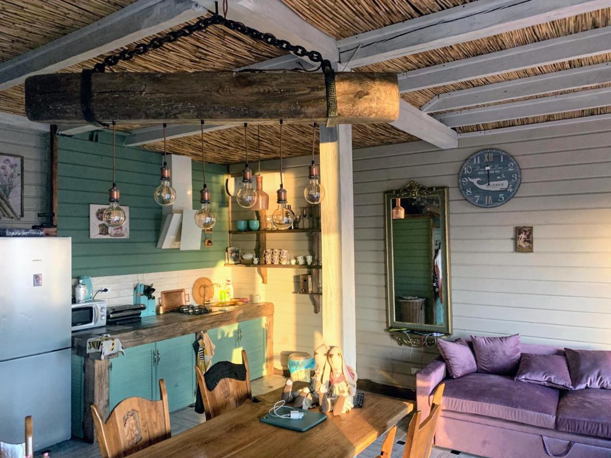 Chervona Kalyna Cottage Одеса Екстериор снимка