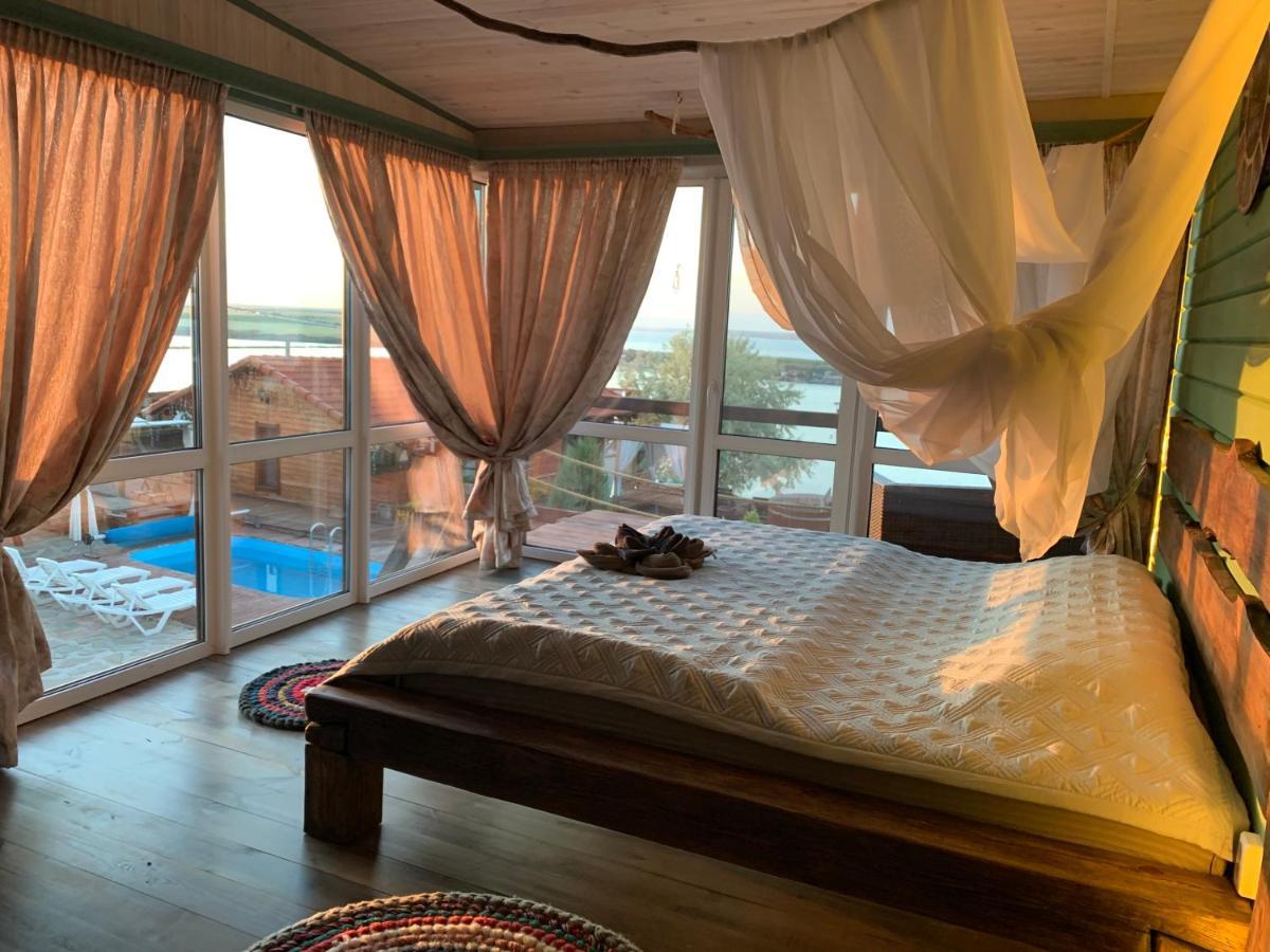 Chervona Kalyna Cottage Одеса Екстериор снимка