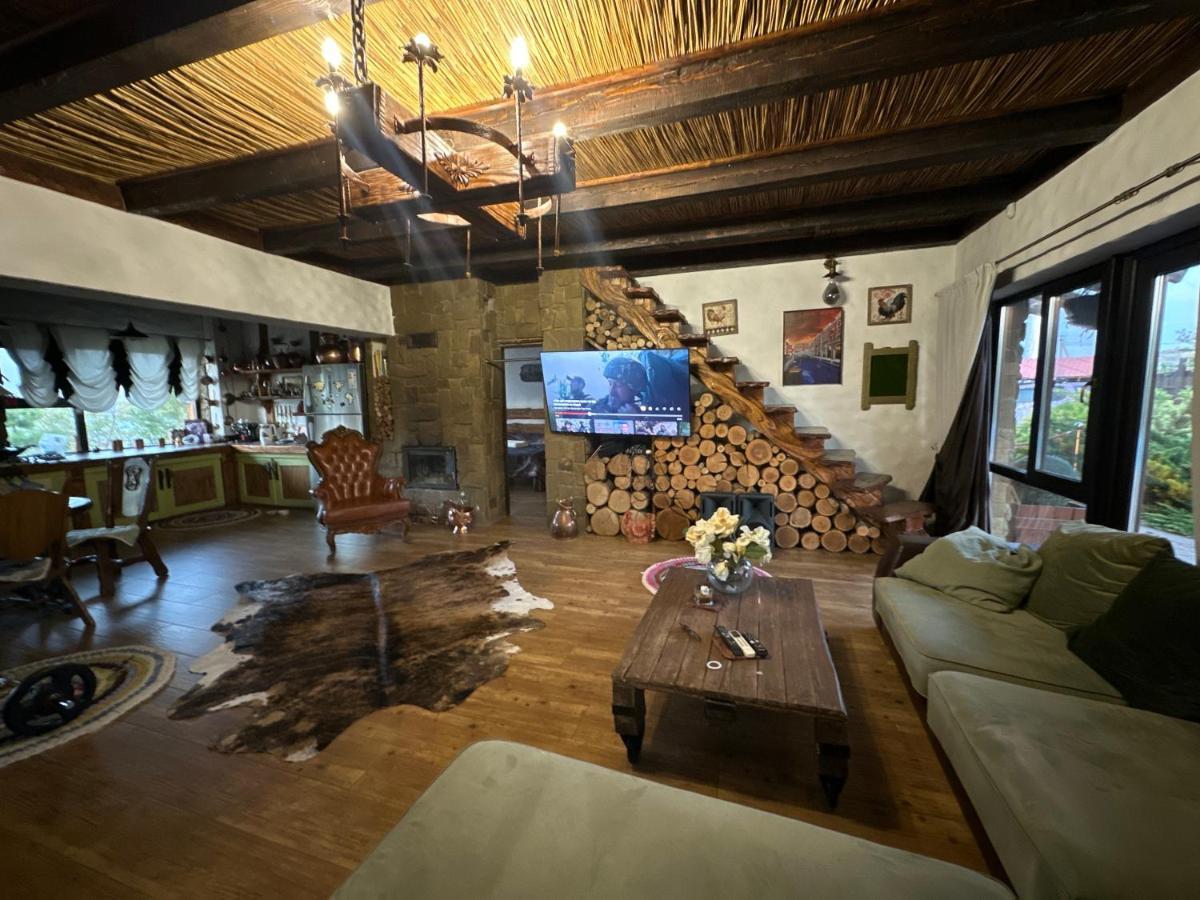 Chervona Kalyna Cottage Одеса Екстериор снимка