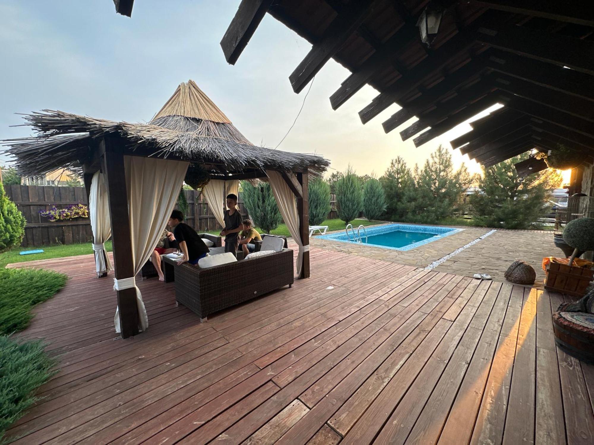 Chervona Kalyna Cottage Одеса Екстериор снимка