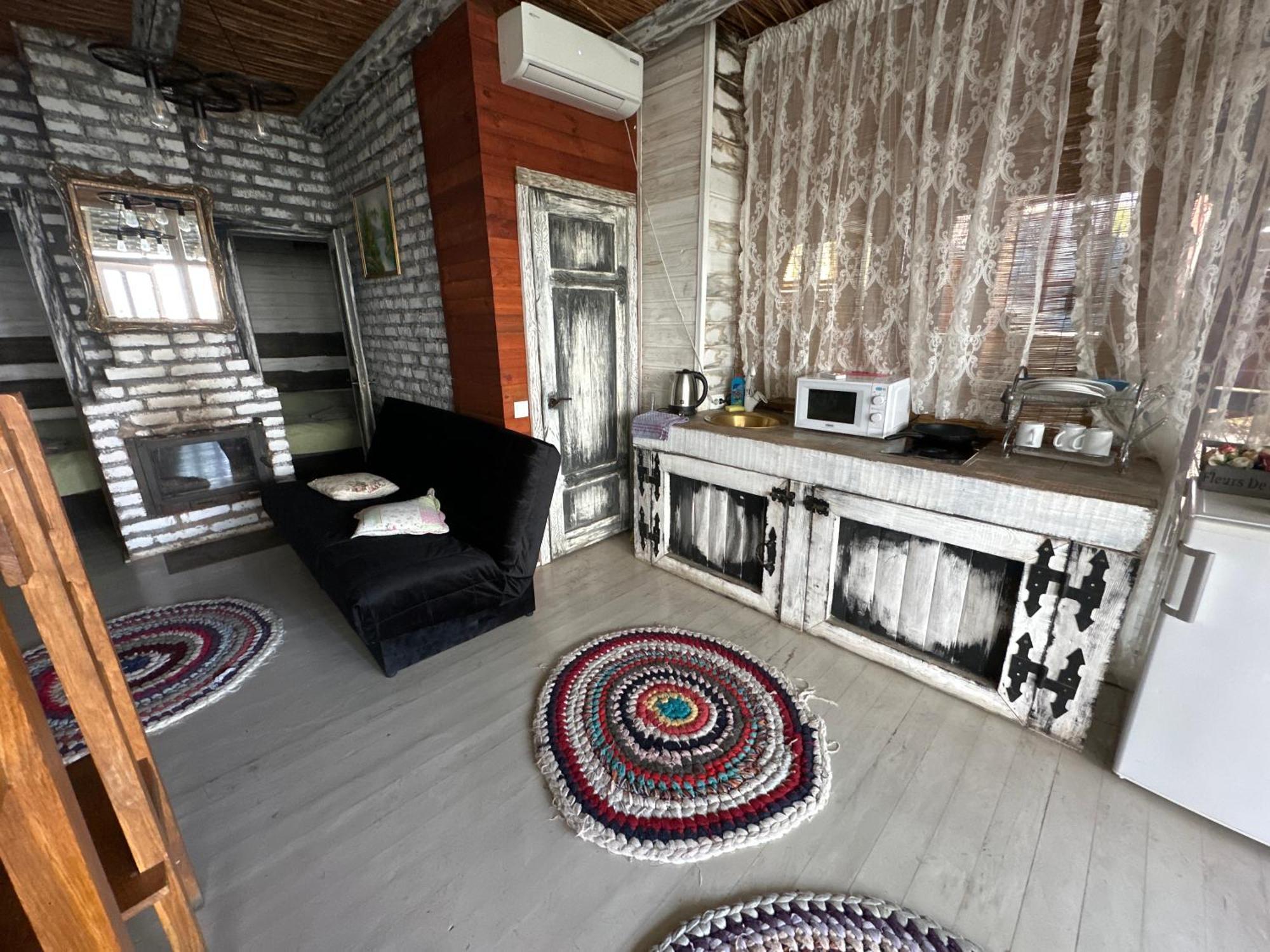 Chervona Kalyna Cottage Одеса Екстериор снимка