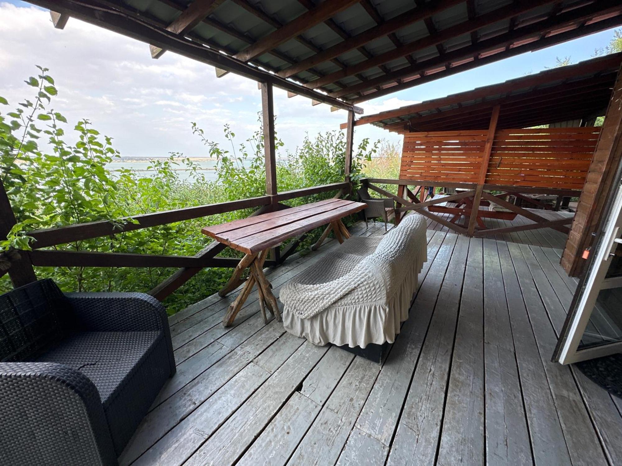 Chervona Kalyna Cottage Одеса Екстериор снимка