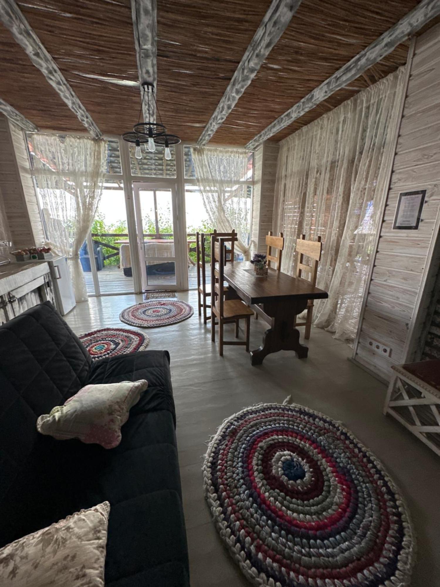 Chervona Kalyna Cottage Одеса Екстериор снимка