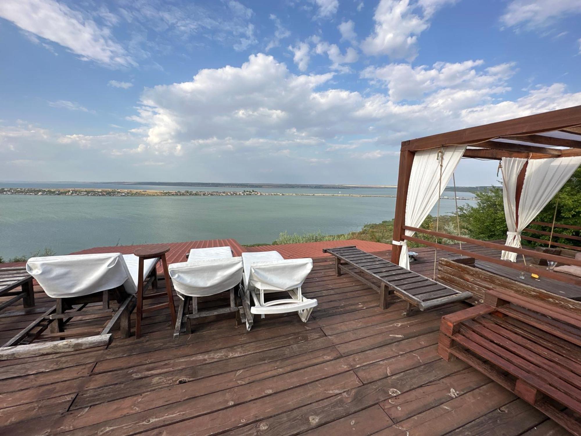 Chervona Kalyna Cottage Одеса Екстериор снимка