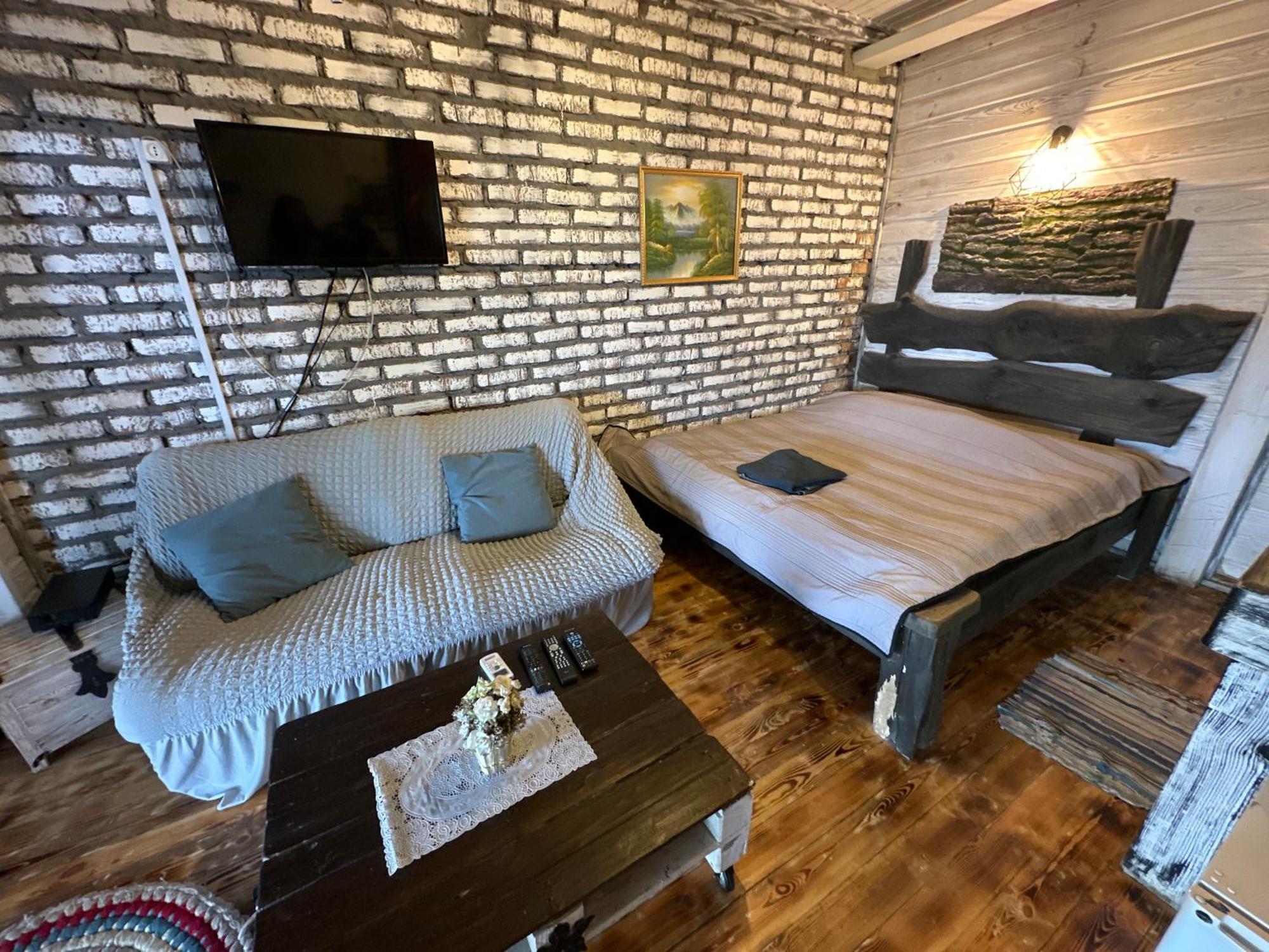 Chervona Kalyna Cottage Одеса Екстериор снимка