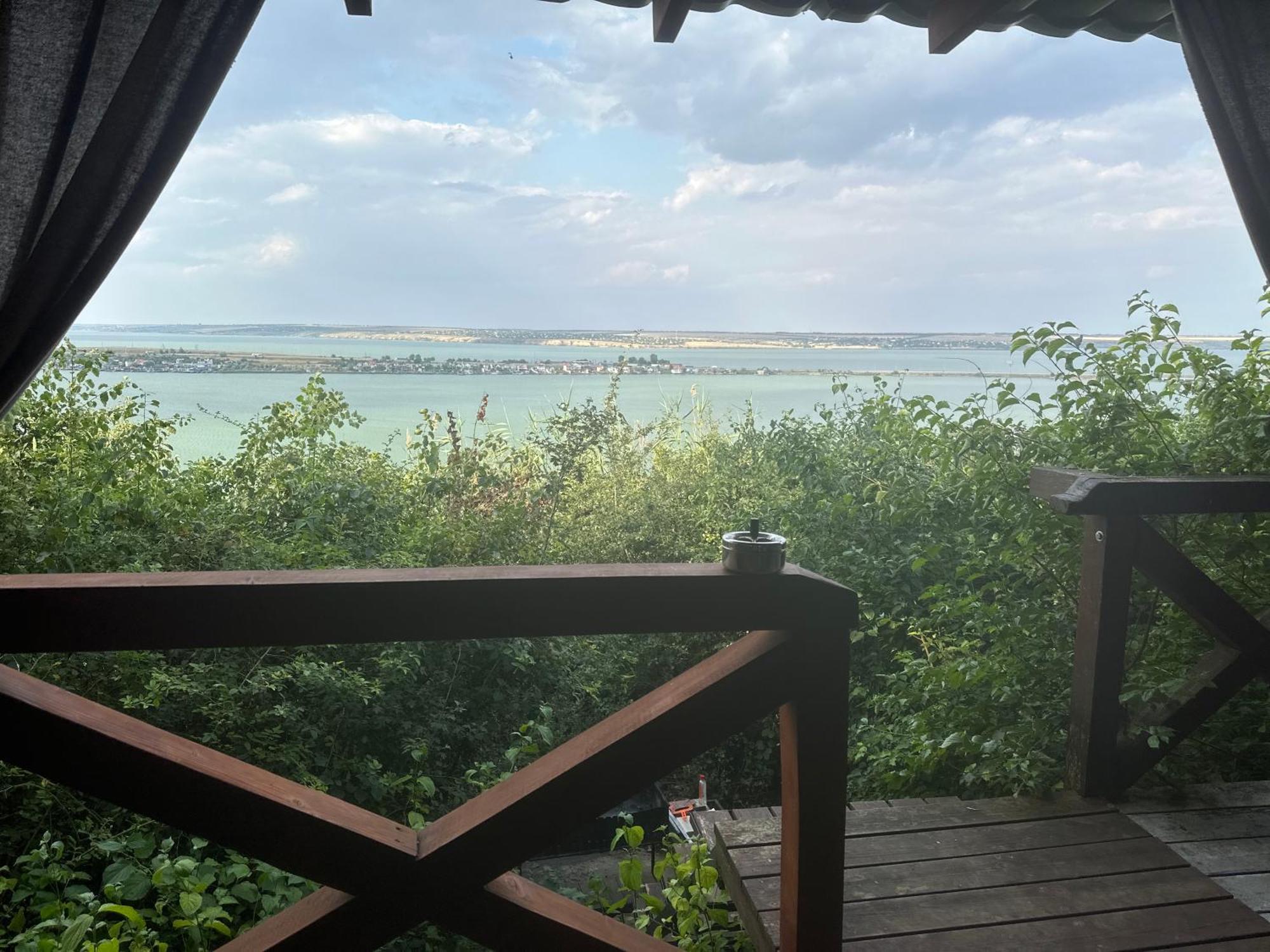 Chervona Kalyna Cottage Одеса Екстериор снимка